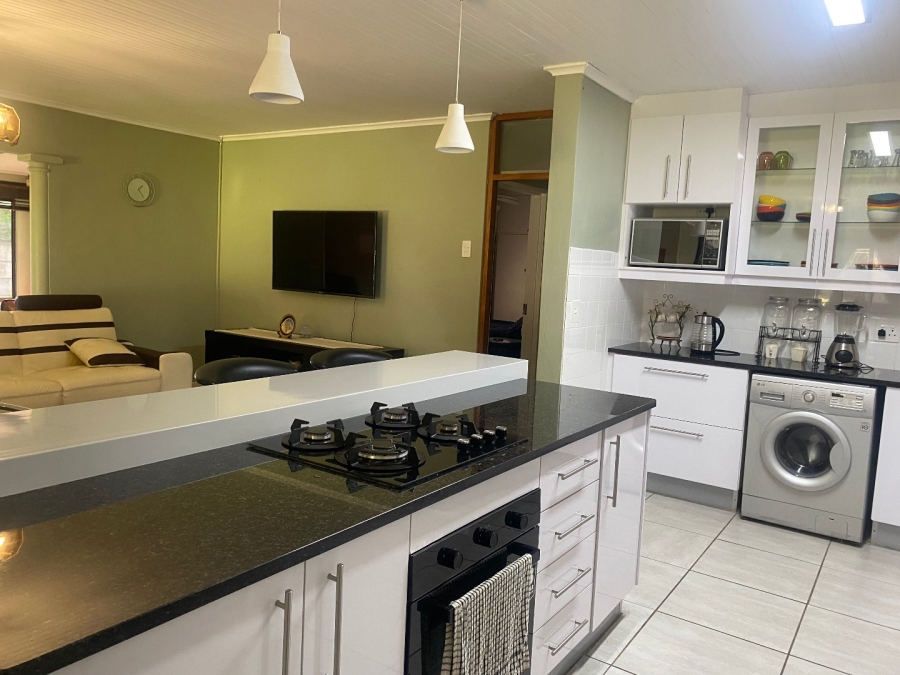 To Let 3 Bedroom Property for Rent in Gonubie Eastern Cape